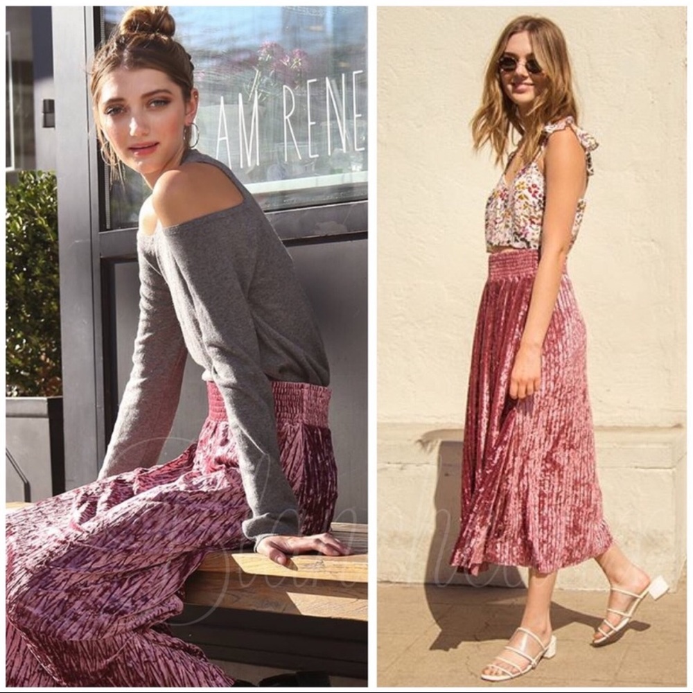Crushed velvet skirt